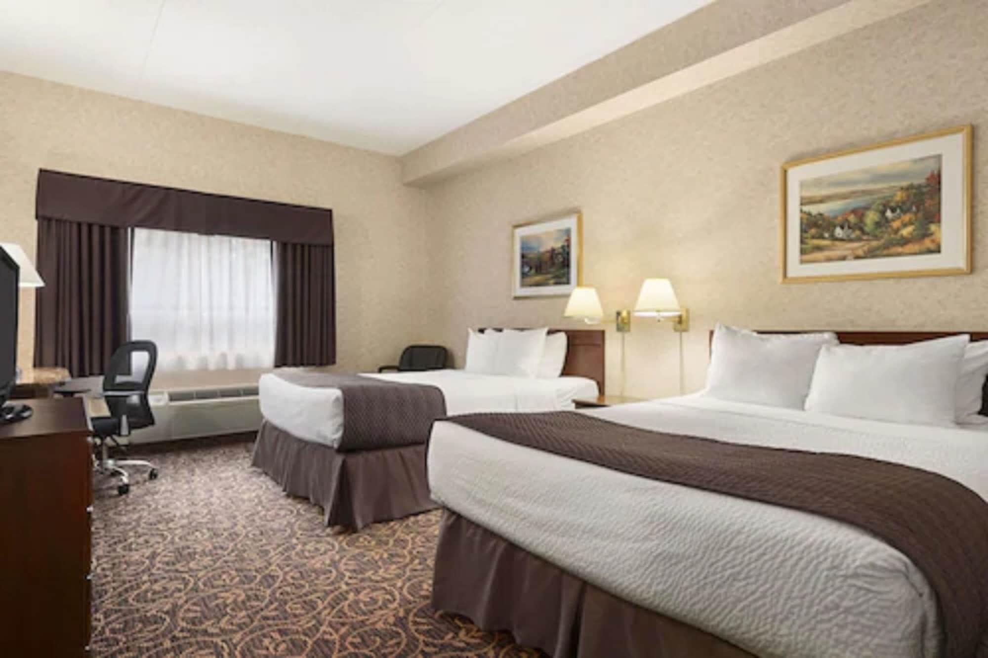 Days Inn By Wyndham Toronto East Lakeview Buitenkant foto